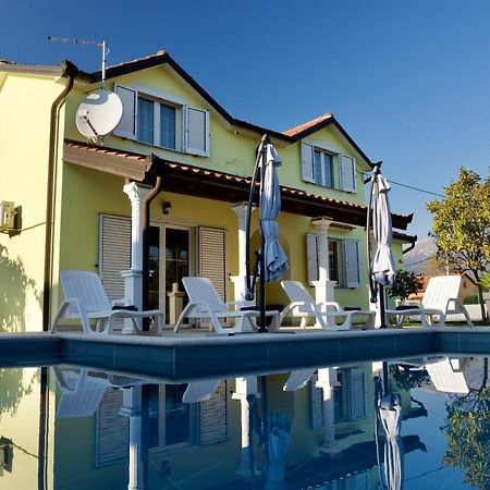 Willa Relax House Nizic Drazice Zewnętrze zdjęcie