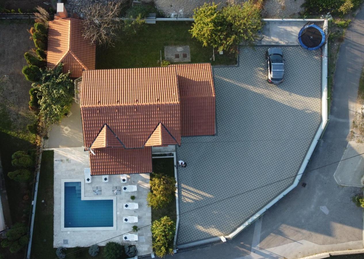 Willa Relax House Nizic Drazice Zewnętrze zdjęcie