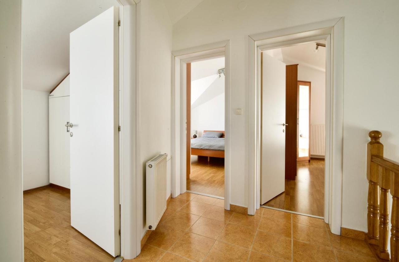 Willa Relax House Nizic Drazice Zewnętrze zdjęcie